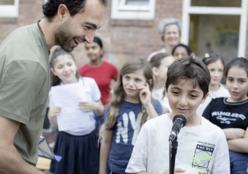Financiële ondersteuning aan culturele organisaties in Amsterdam die sociaal-culturele projecten organiseren voor Amsterdamse jongeren - Project 11598Jonge zwaluwen – muziek voor de hele school